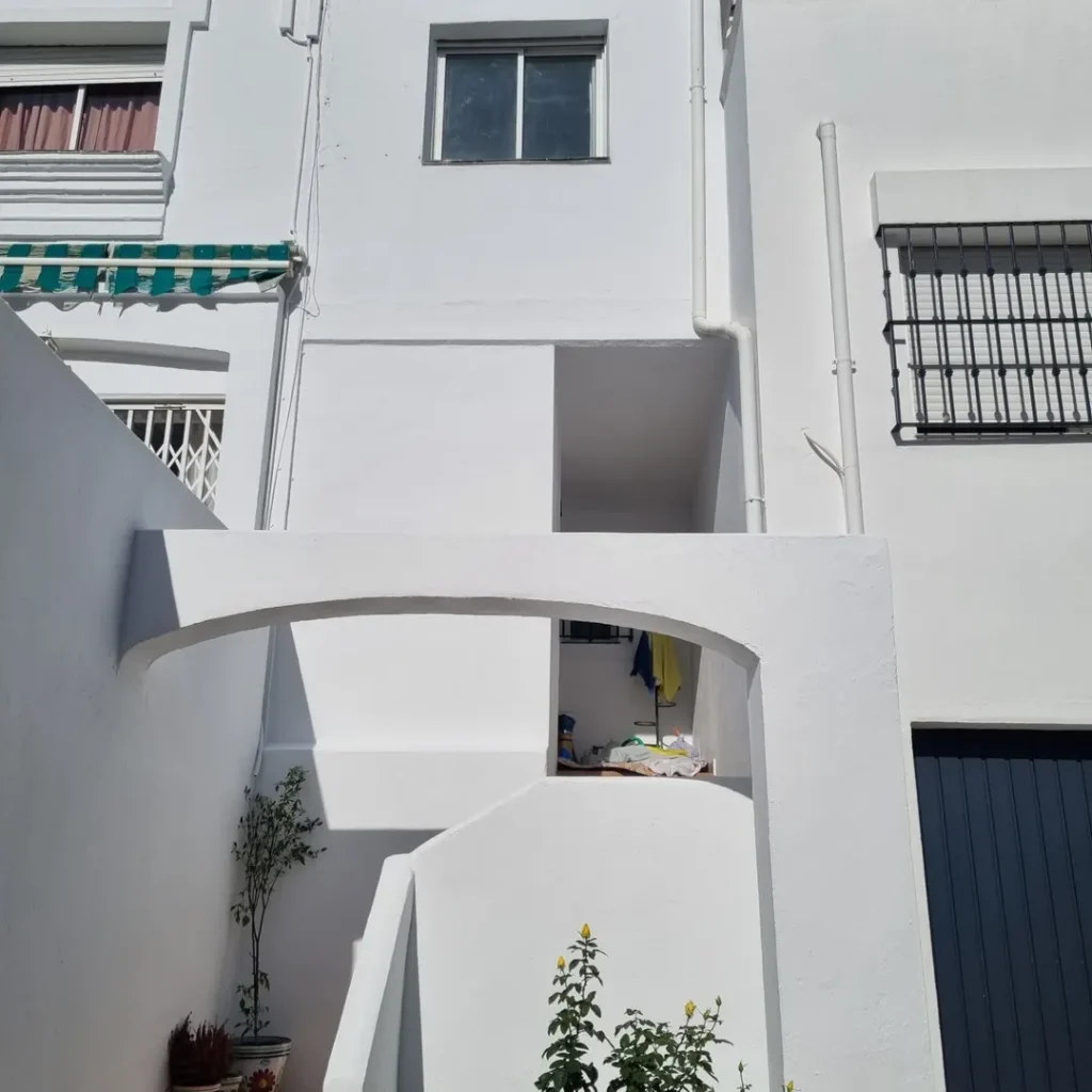 SaveClip.App_574459155_18540256375021695_900571648886885473_n